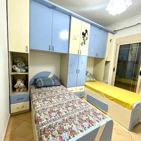 Aris Vlorë